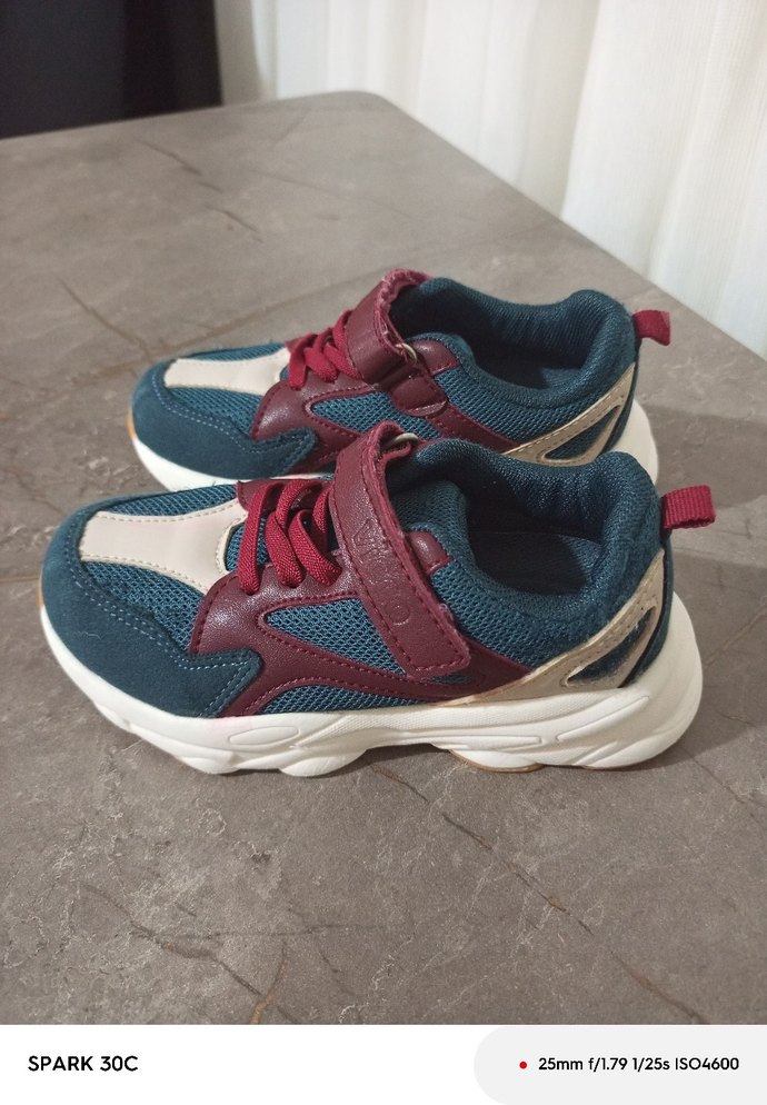 Renkli Bağcıklı ve Cırt Cırtlı Erkek Çocuk Spor Ayakkabı - Görsel 2