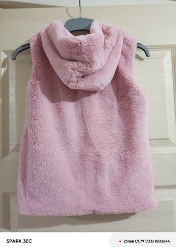 Kız Çocuk Pembe Peluş Kapüşonlu Yelek - Görsel 2