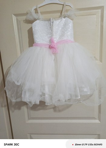 Beyaz Dantel İşlemeli Kız Elbisesi - Görsel 2