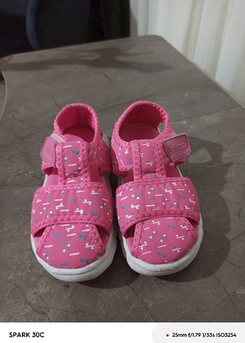 Kız Çocuk Pembe Desenli Cırt Cırtlı Terlik - Görsel 2