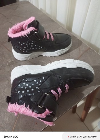 Kız Çocuk Siyah-Pembe Spor Bot Velcro - Görsel 5