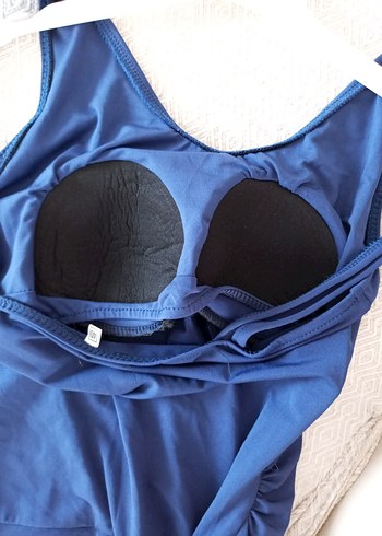 Mavi Drapeli Midi Kolsuz Mayo ve Siyah Püsküllü Örtü - Görsel 6