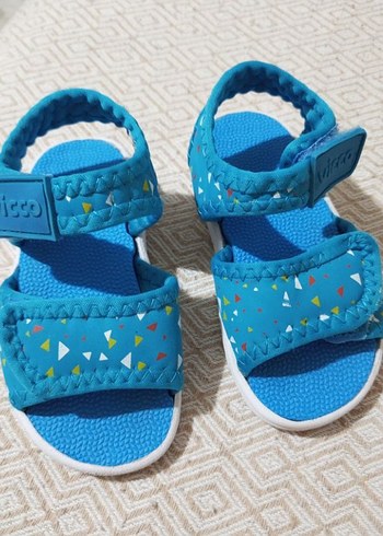 Renkli Erkek Çocuk Cırtcırtlı Sandalet