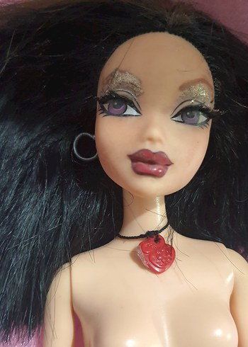 barbie my scene Kennedy Doll damgalı