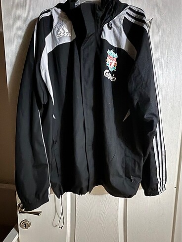 Liverpool orjinal adidas mont