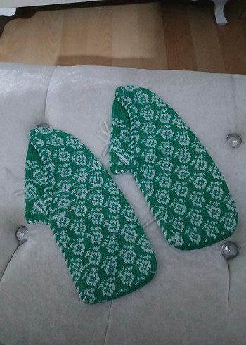 Mor Nakışlı Örgü Kız Ev Terliği - Görsel 16