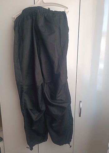 Siyah Rahat Kesim Kadın paraşüt Pantolon - Görsel 2