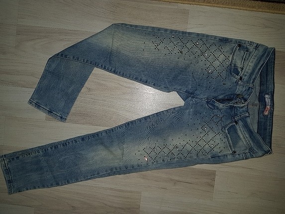 desparado jeans 