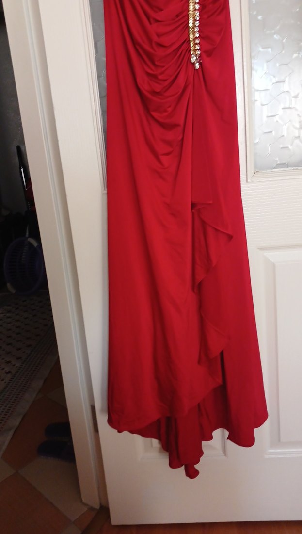 Drapeli Uzun Kırmızı Straplez Abiye Elbise - Görsel 3