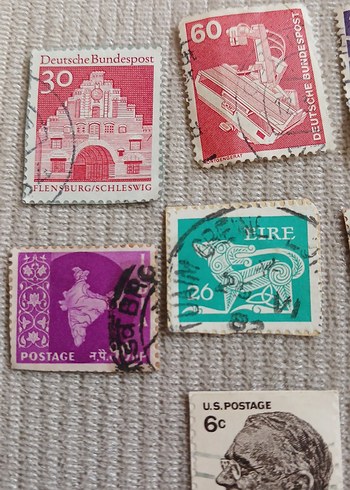 Beden Çok Renkli Vintage Pul Koleksiyonu