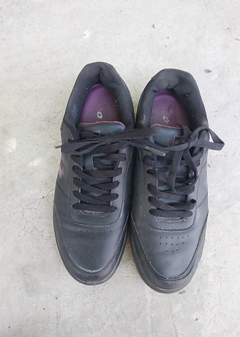 Lotto Siyah Bagcikli Gunluk Sneaker