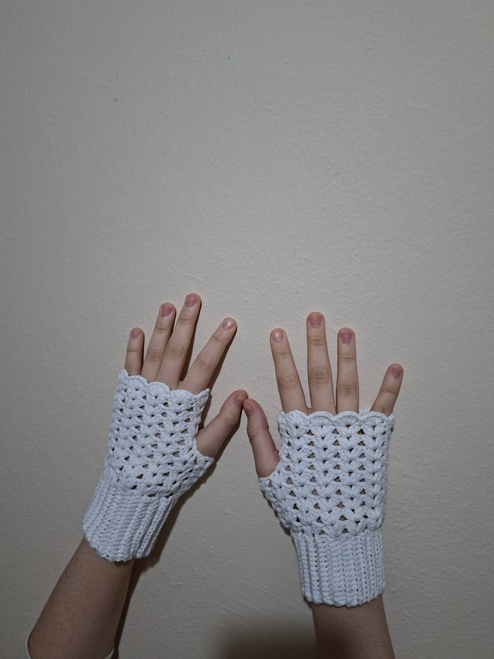 Beyaz Örgü Bohem Kadın Eldiveni - Görsel 2