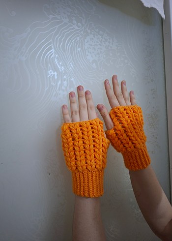 Turuncu Örgü Parmaksız Kadın Eldiven - Görsel 4