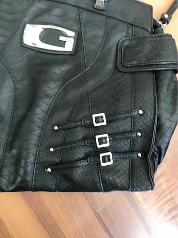 Guess Siyah Deri Çanta