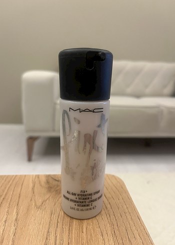 Işıltılı MAC fixt magic All Day Hydrating makyaj sabitler