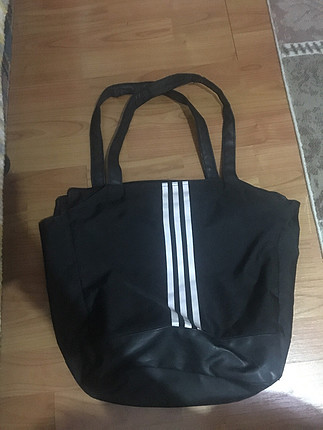 Adidas çanta 