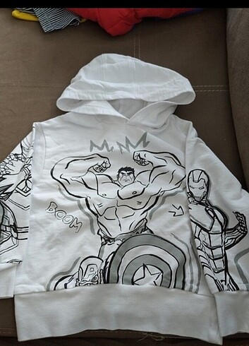 4 Yaş Beden Cocuk marvel sweat