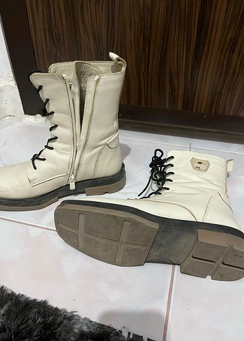39 Beden Beyaz Rugan Bağcıklı Stiletto Topuklu Kadın Bot