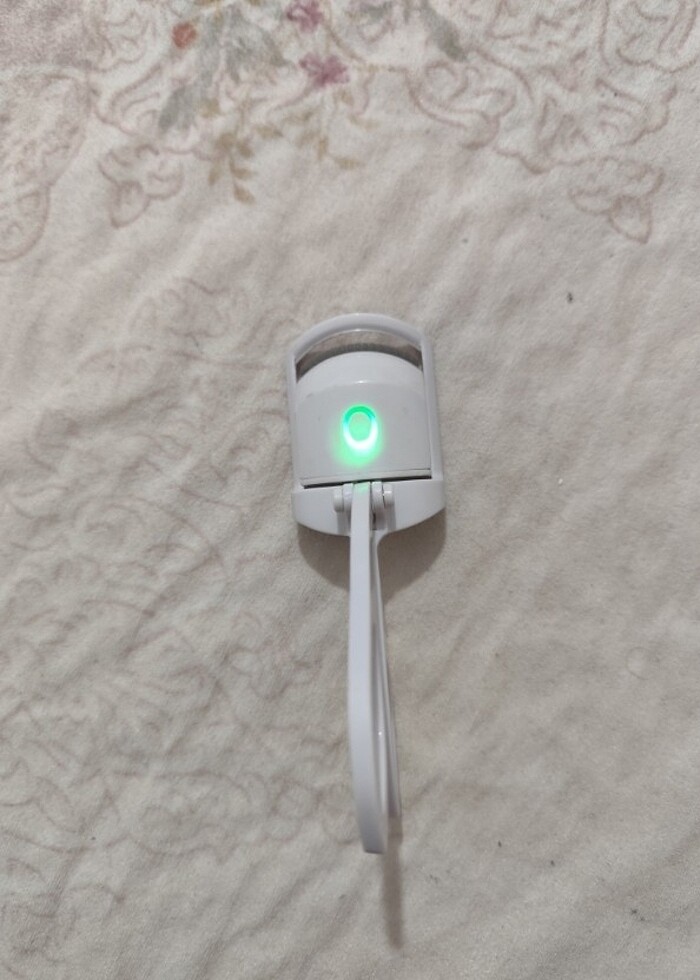 Isılı kirpik kıvırtıcı - Görsel 3