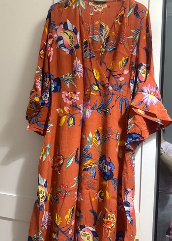 Çiçek Desenli Uzun Bohem Kimono