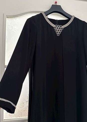 Zincir Detaylı Siyah Uzun Kadın Elbise - Görsel 2