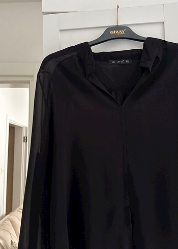 Siyah V-Yaka Uzun Kollu Kadın tül Gömlek - Görsel 3