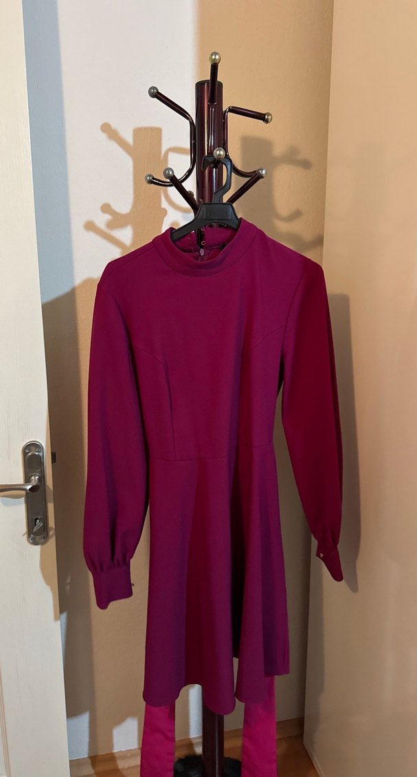 Bordo Uzun Kollu Yüksek Yakalı Elbise - Görsel 3