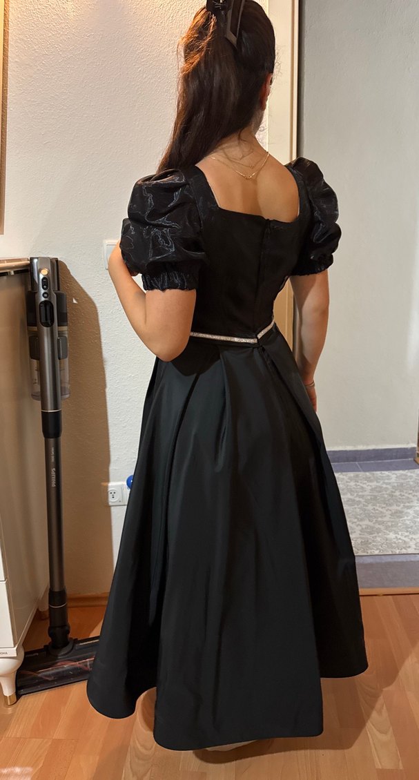 Kemer Detaylı Siyah Midi de Abiyre - Görsel 2