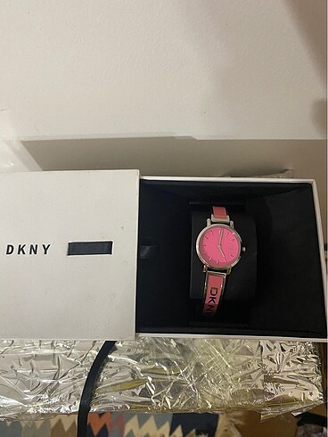 Orjinal DKNY saat