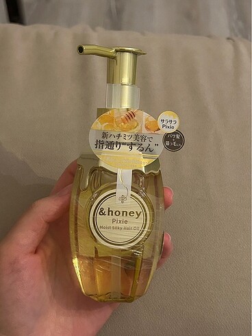 &honey Pixie Moist Silky Hair Oil