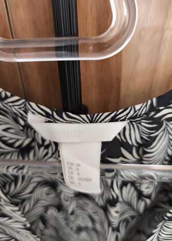 H.M. siyah beyaz V yaka kısa buluz - Görsel 5