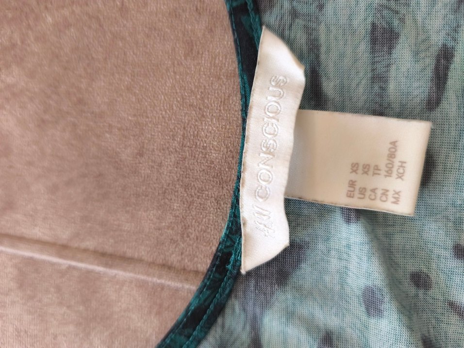 H.M Yeşil Yaprak Desenli Kolsuz buluz - Görsel 3