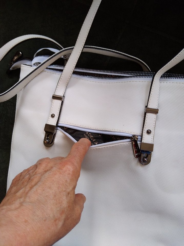 Beyaz Deri Fermuarlı Kadın Çanta - Görsel 2