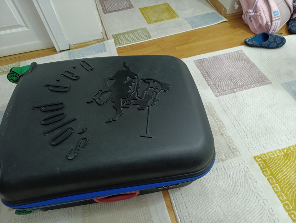 Erkek Siyah Baskılı Kemerli Bavul - Görsel 3