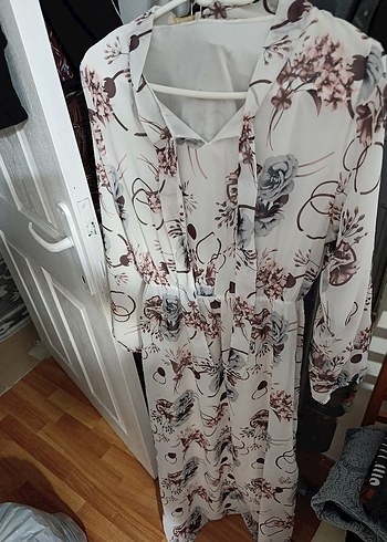 Uzun Kollu V Yaka Bohem Çiçekli Elbise - Görsel 4