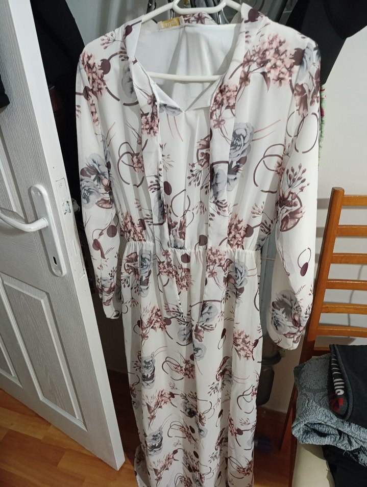 Uzun Kollu V Yaka Bohem Çiçekli Elbise - Görsel 3