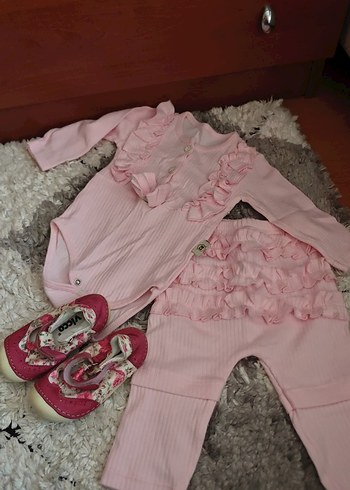 Pembe Fırfırlı Bebek Kız Takımı