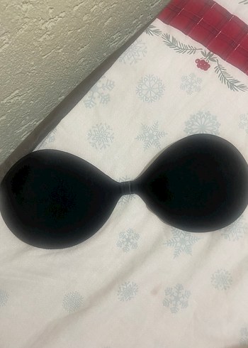 m Beden Dolgulu klipsli silikon yapışkanlı sütyen