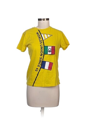 Benetton T-shirt %70 İndirimli.