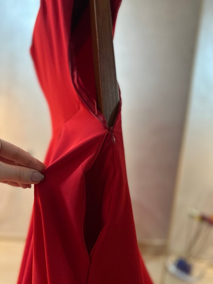 Kırmızı Uzun Elbise - Görsel 3