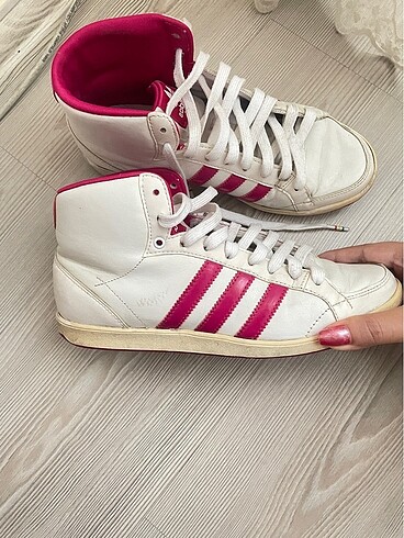Adidas Pembe Spor Ayakkabı
