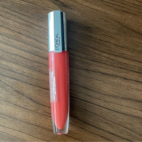 Loreal Dolgunlaştırıcı Lip Gloss