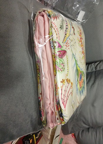 6 parça 4 yastıklı Hoby pamuk saten Nevresim Takımı.Çift kişilik - Görsel 5