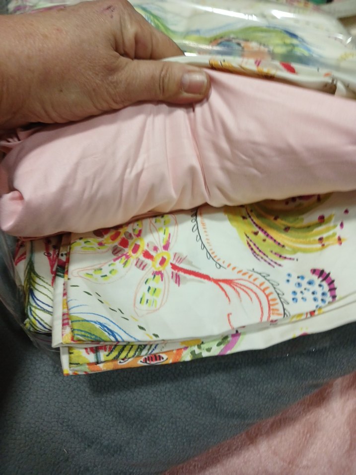 6 parça 4 yastıklı Hoby pamuk saten Nevresim Takımı.Çift kişilik - Görsel 3