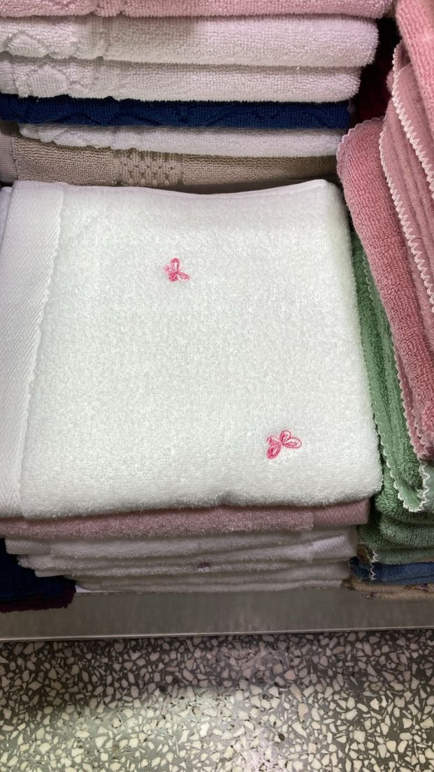Nakışlı Beyaz Havlu.İhracat ürünü maison dor markadır - Görsel 3