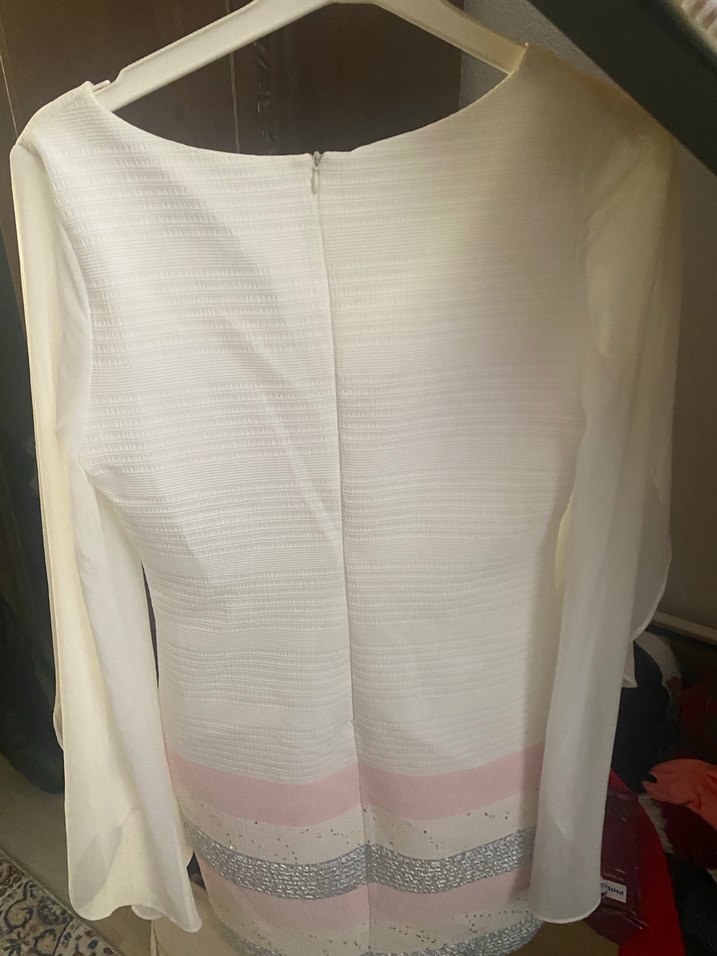 V Yaka Piliseli Midi Beyaz Triko Elbise - Görsel 2