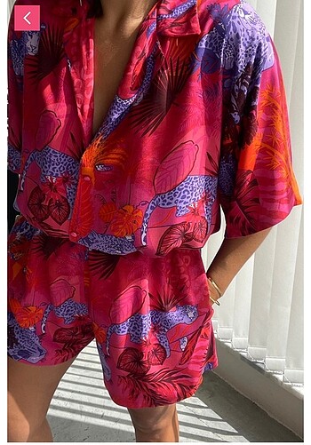 l Beden Kaplan desenli pijama takımı