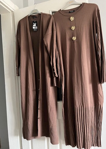 Düğmeli Uzun Kahverengi Kadın Kaban - Görsel 4