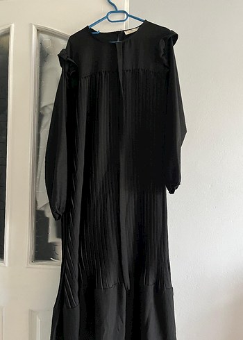 Uzun Siyah Piliseli Gotik Keten Elbise - Görsel 2