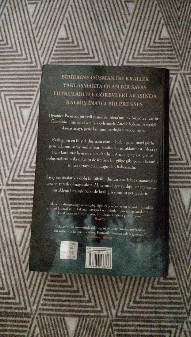 Alera Prensesin Mirası - Cayla Kluver - Görsel 2